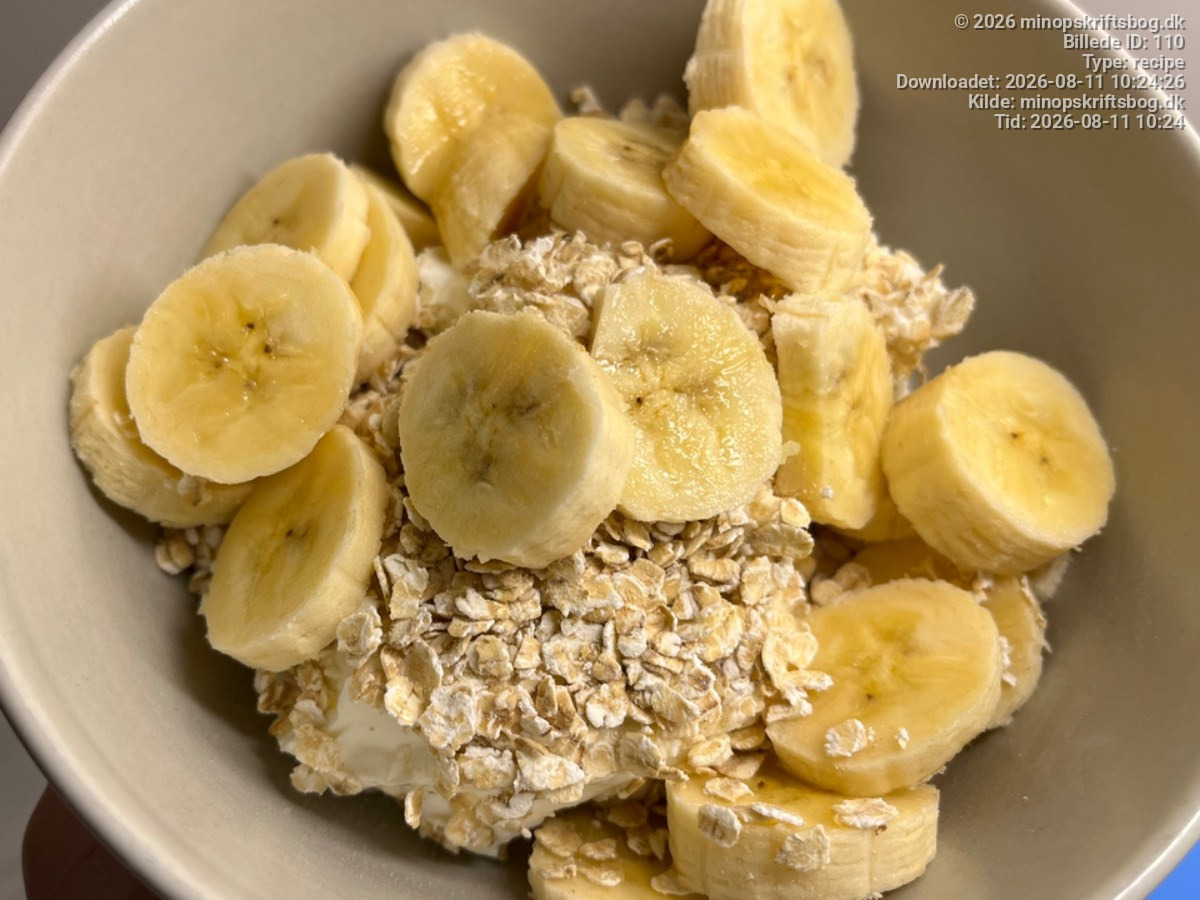Græsk Yoghurt med Havregryn og Banan - Sund Morgenmad